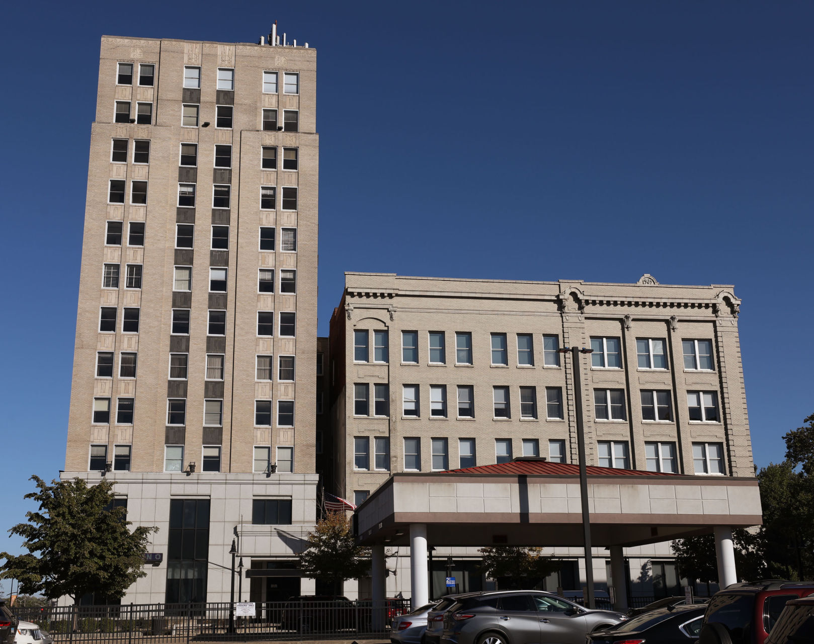 2) Barnes Citizens Building